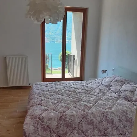 Apartment Big With View And Two Bedrooms Sala Comacina