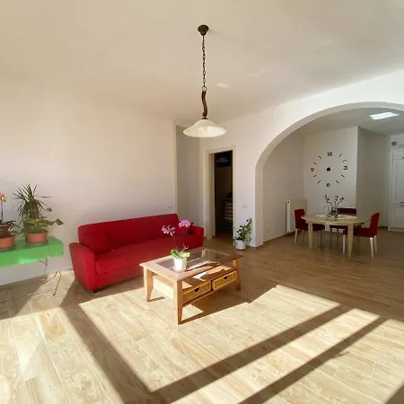 Big With View And Two Bedrooms * 萨拉科玛希娜